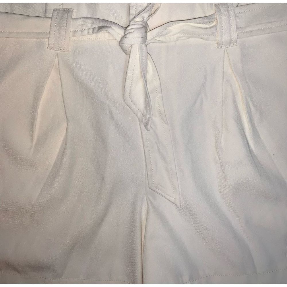 Max Studio Paper Bag Shorts - Picture 2 of 5